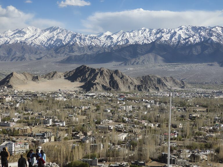 Thinking of Ladakh? Save This Itinerary And Thank Me Later